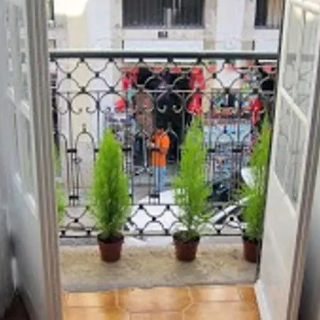 Downtown In Alfama Apartament *